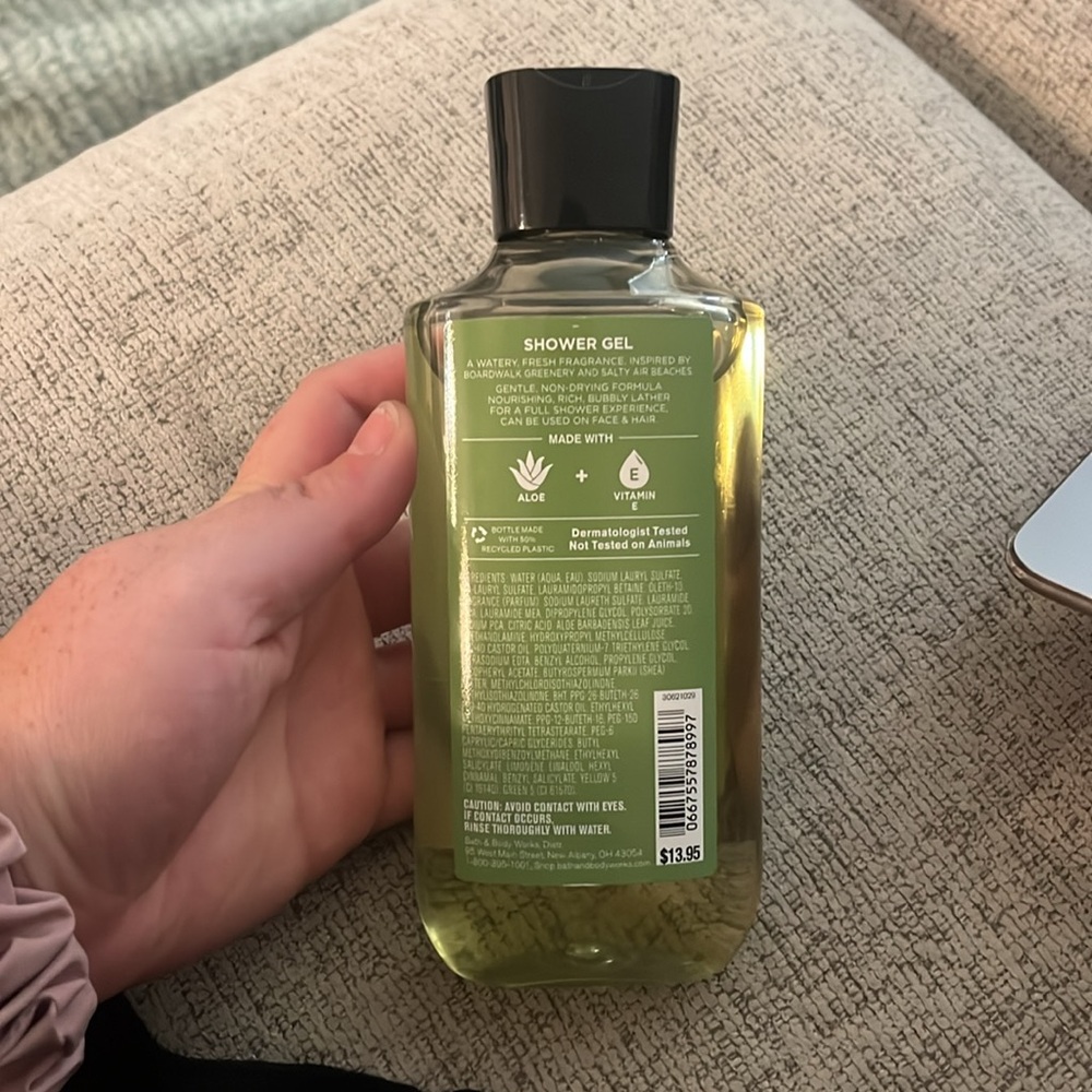 ❤️🔥BOGO FREE NWT bath & body works bamboo surf shower gel aloe vitamin E soap - Picture 4 of 4